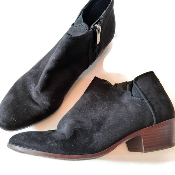 Sam Edelman Black suede heeled booties.  Western style Black suede booties. Sz 8 - Picture 7 of 9